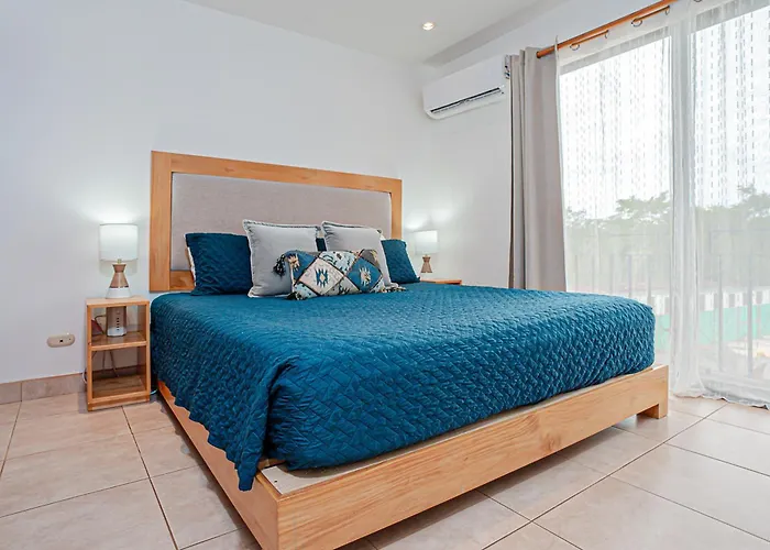 3 Mi To Beach: Modern Santa Cruz 2br Hébergement de vacances